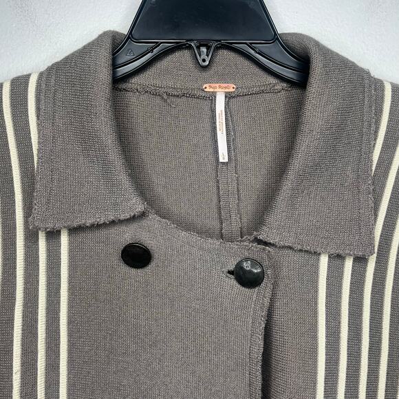Free People Double Breasted Cardigan Sweater Sz L Gray Beige Boho Lagenlook Art - Picture 3 of 9